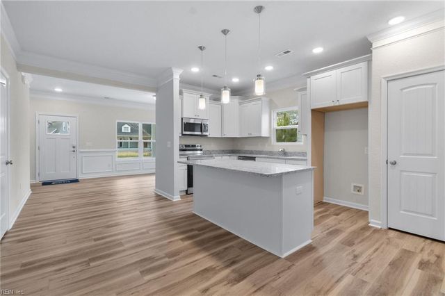 8250 Carlton ST, Norfolk, VA 23518