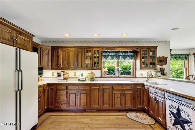 456 S Kelley Road, Princetown, NY 12306