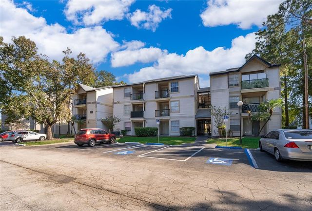 1908 LAKE ATRIUMS CIRCLE 15, Orlando, FL 32839