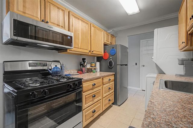 276 Temple Hill Road 1117, New Windsor, NY 12553