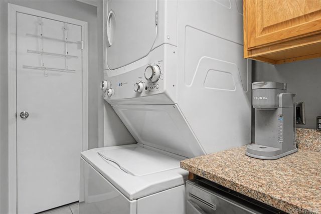 276 Temple Hill Road 1117, New Windsor, NY 12553