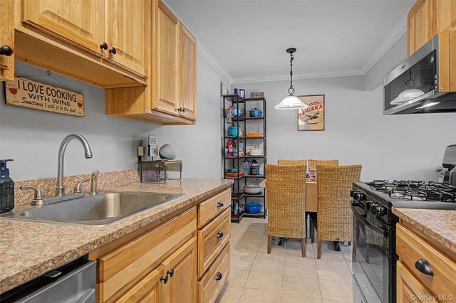 276 Temple Hill Road 1117, New Windsor, NY 12553