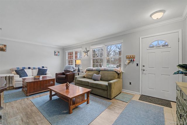 276 Temple Hill Road 1117, New Windsor, NY 12553