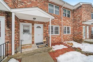 276 Temple Hill Road 1117, New Windsor, NY 12553