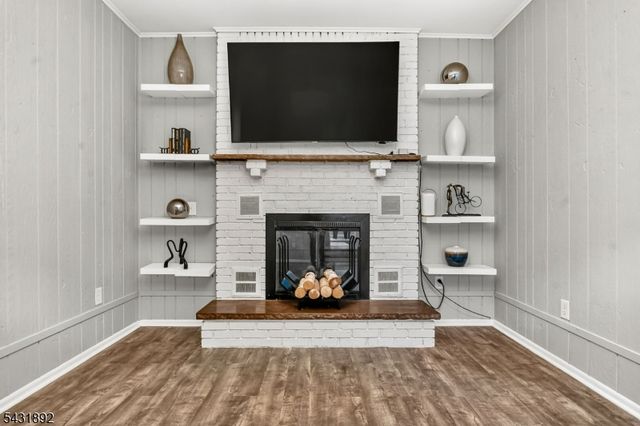 25 State St, Clark Twp., NJ 07066