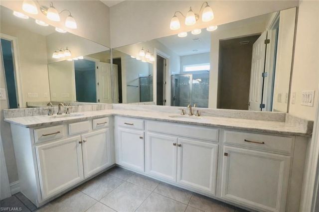 28442 Captiva Shell LOOP, Bonita Springs, FL 34135
