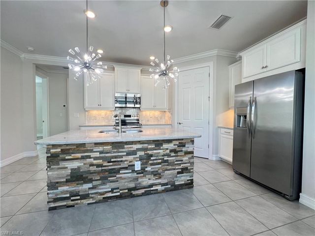 28442 Captiva Shell LOOP, Bonita Springs, FL 34135