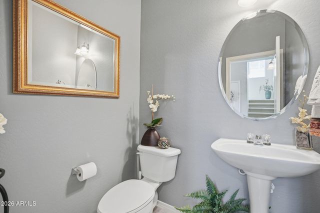 956 E CANYON ROCK Road, San Tan Valley, AZ 85143
