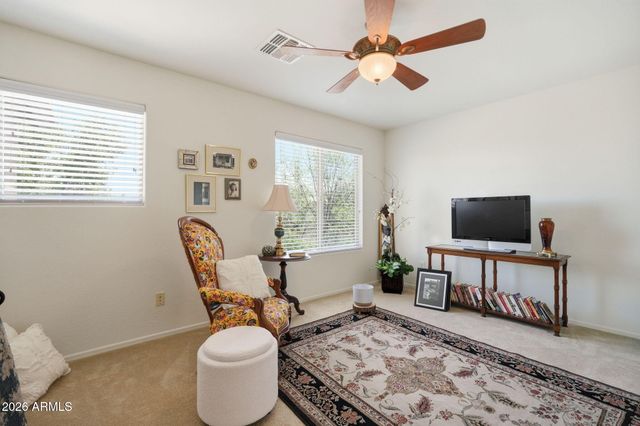 956 E CANYON ROCK Road, San Tan Valley, AZ 85143