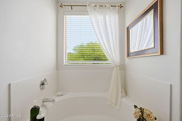 956 E CANYON ROCK Road, San Tan Valley, AZ 85143