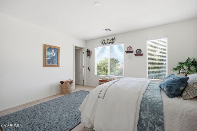 956 E CANYON ROCK Road, San Tan Valley, AZ 85143