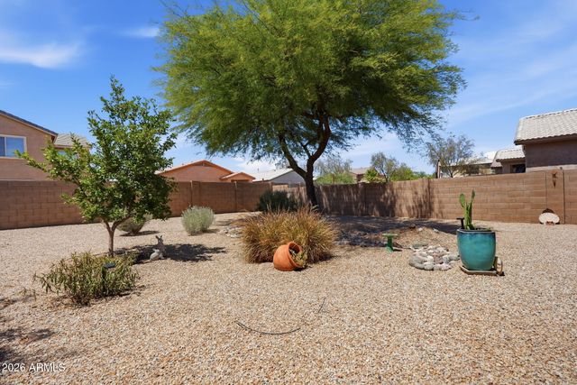 956 E CANYON ROCK Road, San Tan Valley, AZ 85143