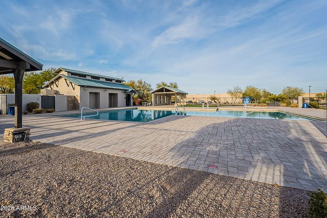 956 E CANYON ROCK Road, San Tan Valley, AZ 85143