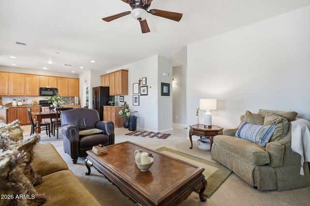 956 E CANYON ROCK Road, San Tan Valley, AZ 85143