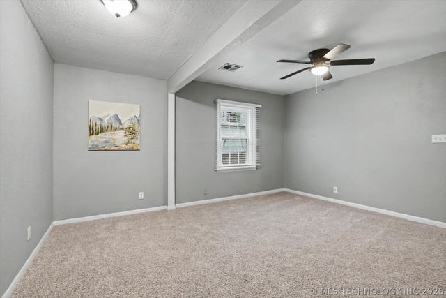 2525 N Xanthus Avenue, Tulsa, OK 74110