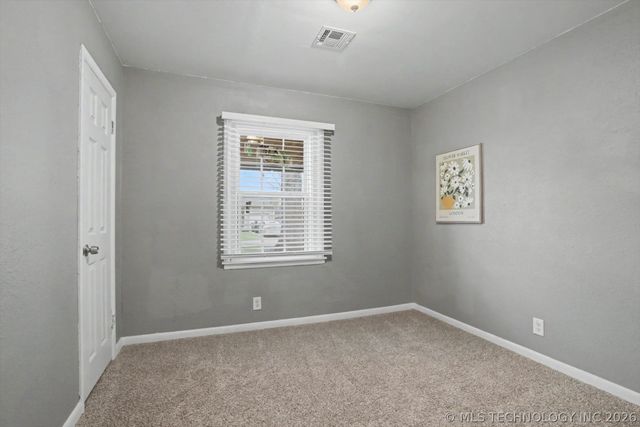 2525 N Xanthus Avenue, Tulsa, OK 74110