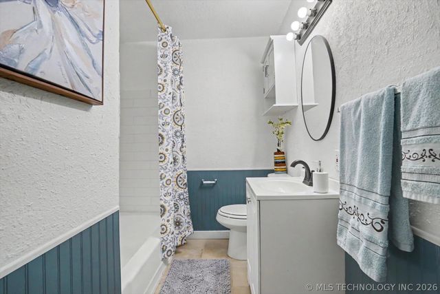 2525 N Xanthus Avenue, Tulsa, OK 74110