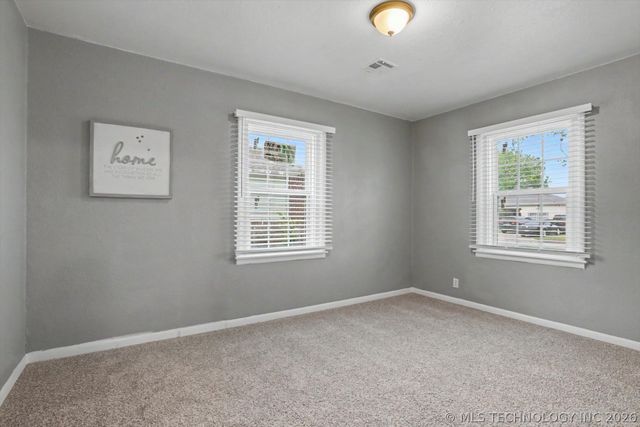 2525 N Xanthus Avenue, Tulsa, OK 74110