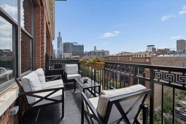 1040 W ADAMS Street 402, Chicago, IL 60607