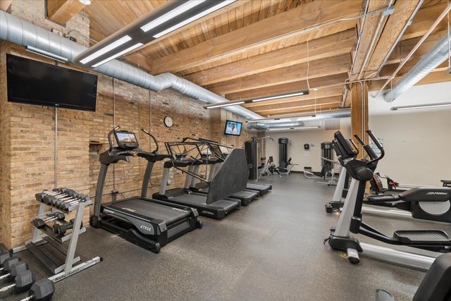 1040 W ADAMS Street 402, Chicago, IL 60607