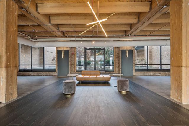 1040 W ADAMS Street 402, Chicago, IL 60607