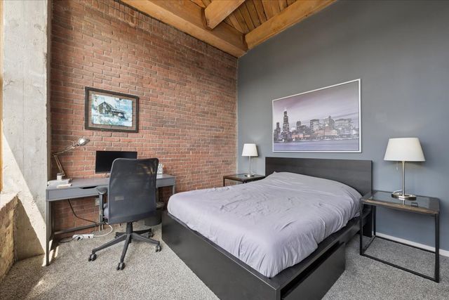 1040 W ADAMS Street 402, Chicago, IL 60607