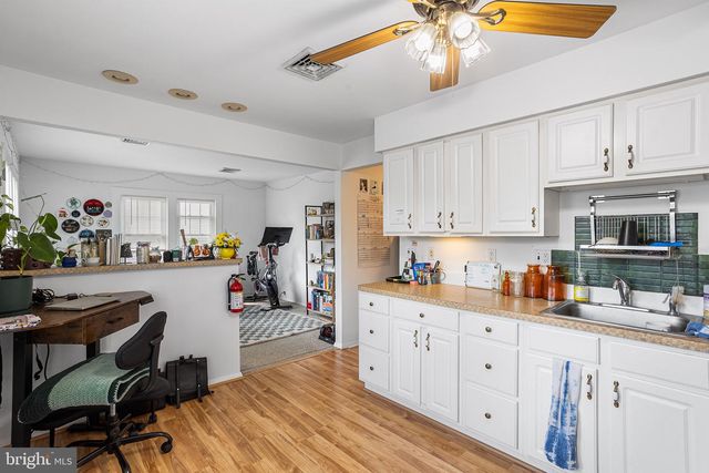 212 WHITE HORSE, West Collingswood, NJ 08107