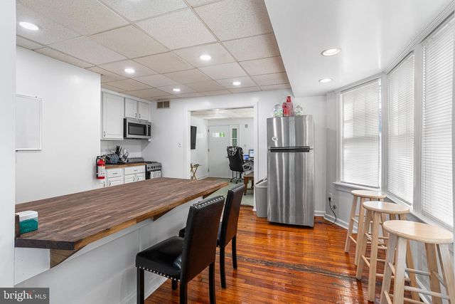212 WHITE HORSE, West Collingswood, NJ 08107