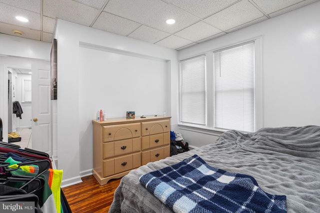 212 WHITE HORSE, West Collingswood, NJ 08107