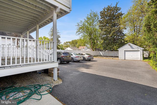 212 WHITE HORSE, West Collingswood, NJ 08107