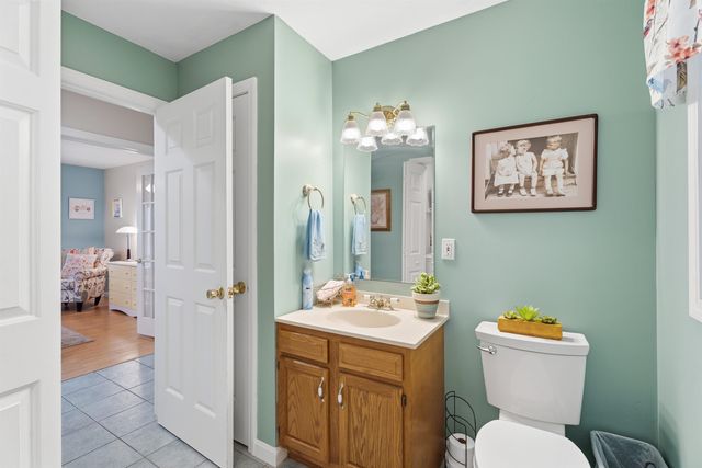 5 Alderwood Court, Hooksett, NH 03106