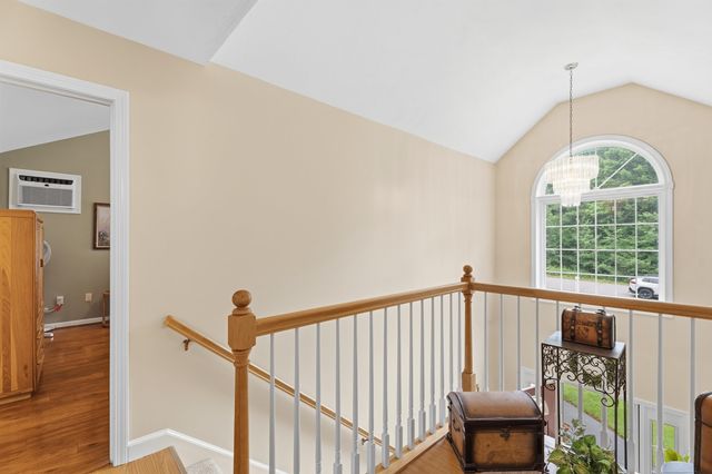 5 Alderwood Court, Hooksett, NH 03106