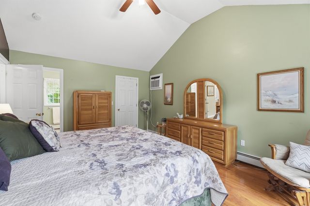5 Alderwood Court, Hooksett, NH 03106