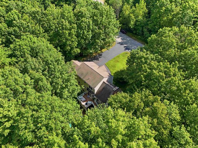 5 Alderwood Court, Hooksett, NH 03106