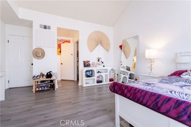14325 Terra Bella, Panorama City (los Angeles), CA 91402