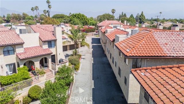 14325 Terra Bella, Panorama City (los Angeles), CA 91402