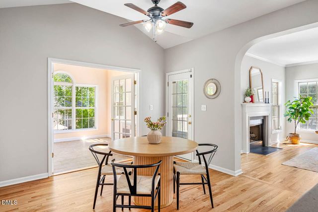 102 Adrians Place, Chapel Hill, NC 27514