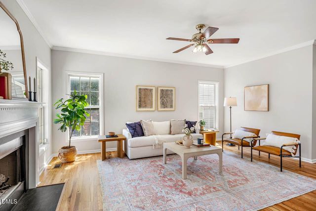 102 Adrians Place, Chapel Hill, NC 27514