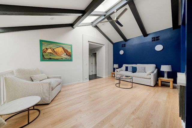 26 River Bluff Ln, Carmichael, CA 95608