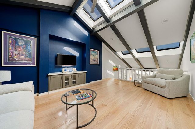 26 River Bluff Ln, Carmichael, CA 95608