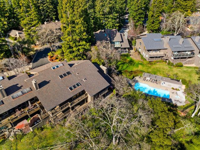 26 River Bluff Ln, Carmichael, CA 95608