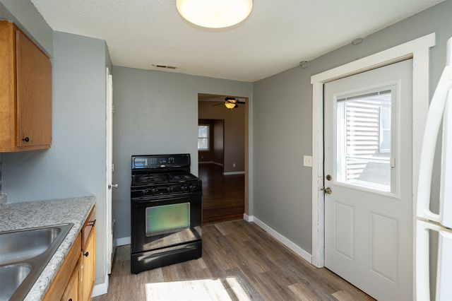 226 1st Street, West Des Moines, IA 50265