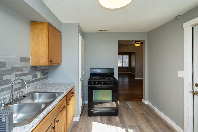 226 1st Street, West Des Moines, IA 50265