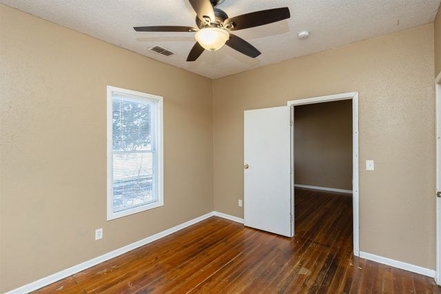 226 1st Street, West Des Moines, IA 50265