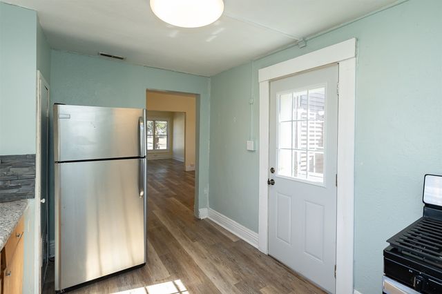 226 1st Street, West Des Moines, IA 50265