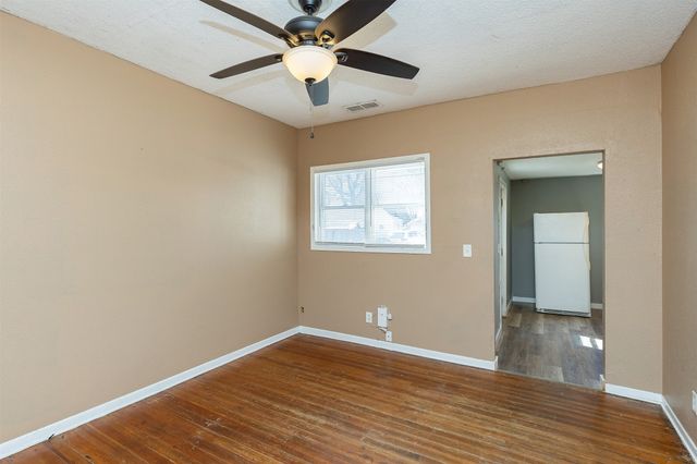 226 1st Street, West Des Moines, IA 50265