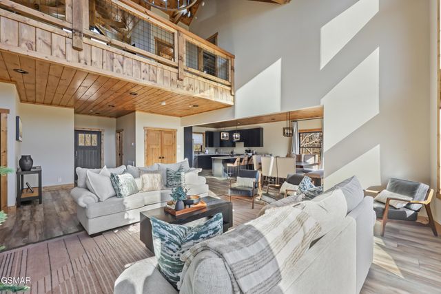 2731 Knights Lane, Sevierville, TN 37862