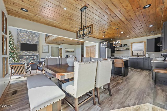 2731 Knights Lane, Sevierville, TN 37862