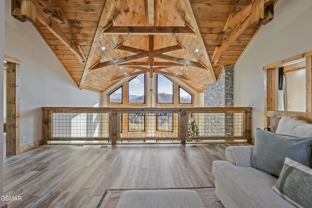 2731 Knights Lane, Sevierville, TN 37862