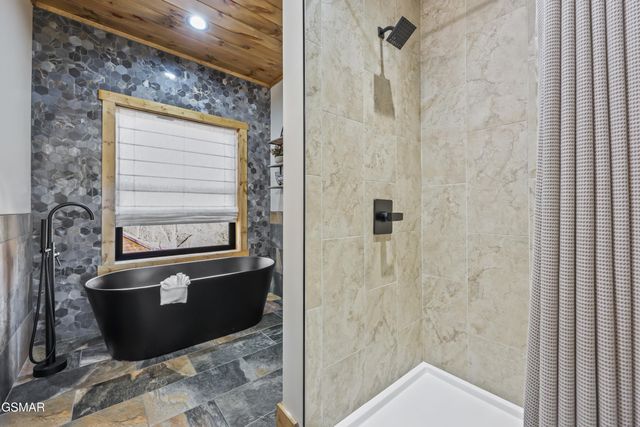 2731 Knights Lane, Sevierville, TN 37862